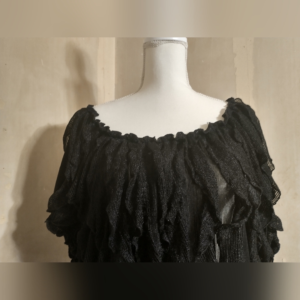 Once Again Black Ruffled Top - Picture 3 of 10